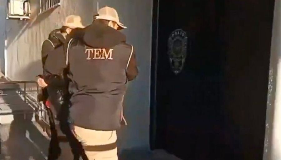 deas yakalama Sakarya'da DEAŞ'a Yönelik Düzenlenen Operasyonlarda 3 Şahıs Yakalandı