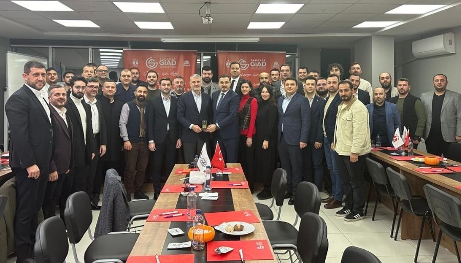 sakarya giad akgun altug Altuğ: Sakarya’yı seviyorum, Sakarya’ya Hizmet Etmeyi Seviyorum