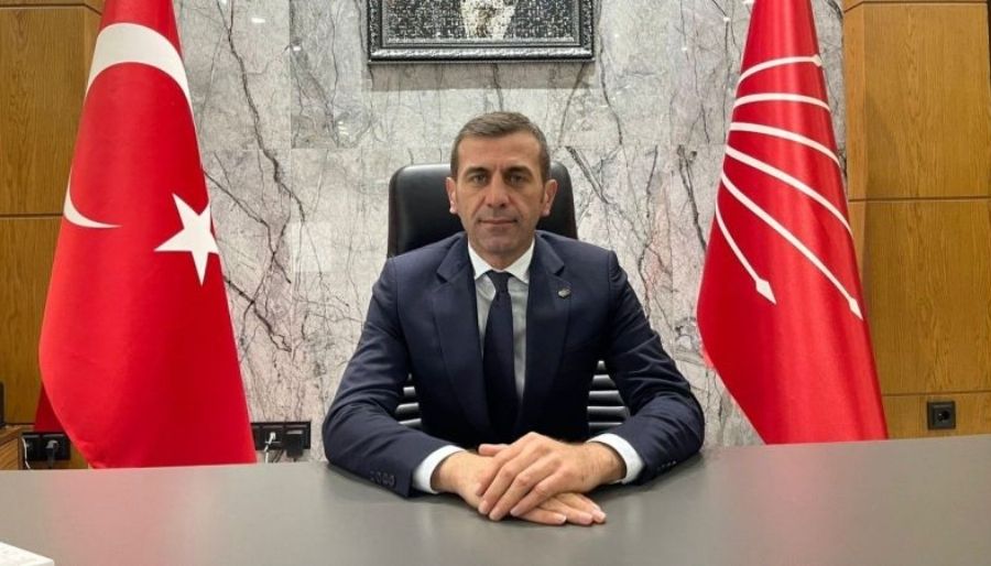 oguz can curoglu CHP’li Curoğlu, okullarda seçim çalışması yapan adayı eleştirdi