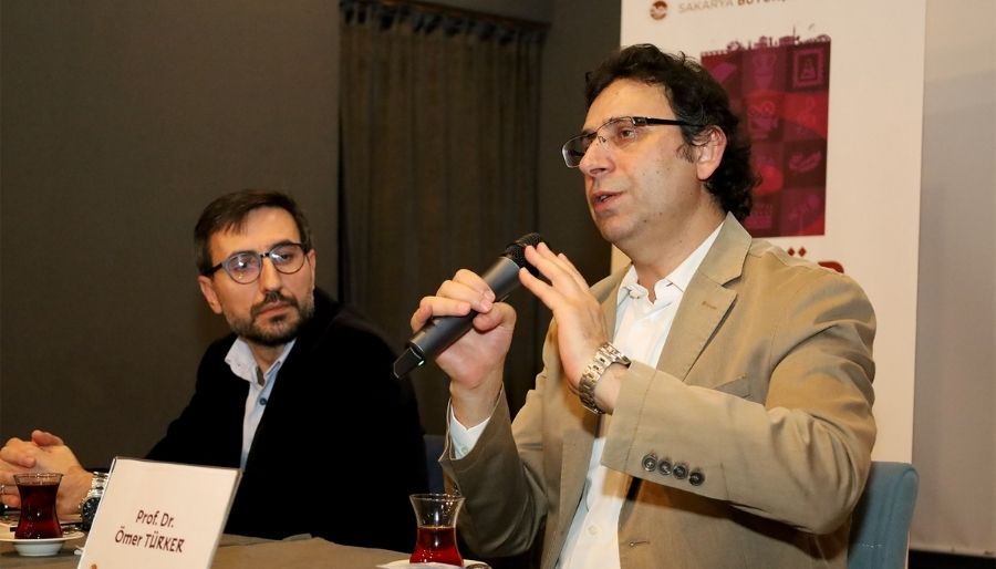 omer turker OSM’de İslami düşüncenin derinlerinde: “Müslüman’dan başka ilmi bir havuz yok”