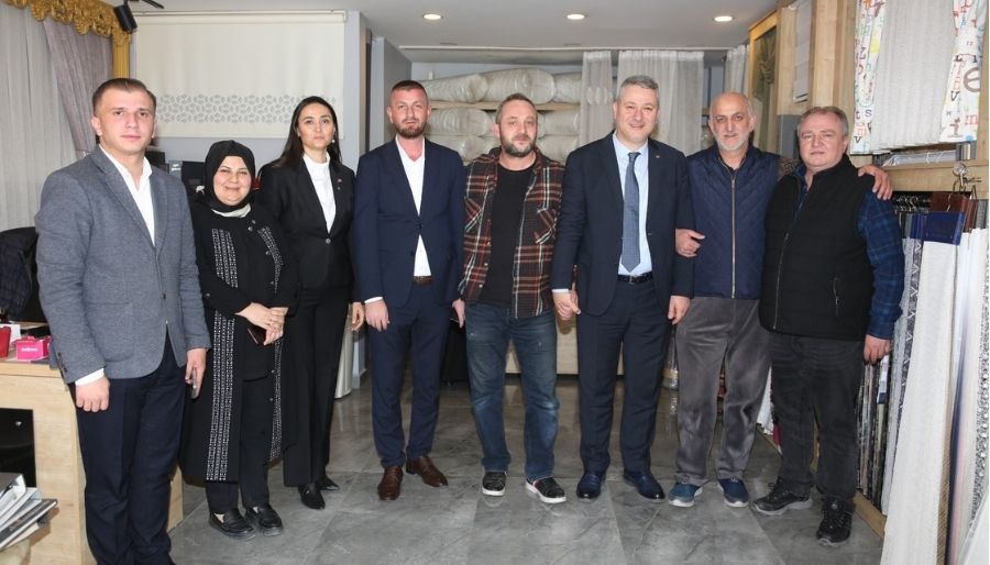 osman celik arabacialani 2 Osman Çelik: Önceliğimiz Serdivan ve Hemşehrilerimiz