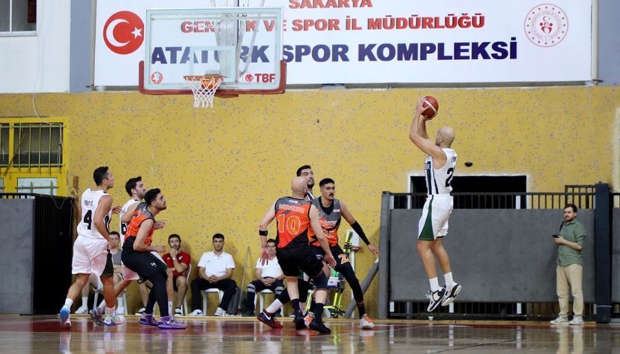 sbb dev adamlar Dev adamlar evinde galibiyet için ter dökecek