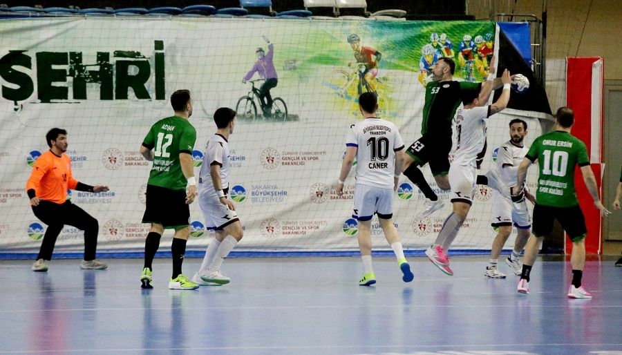 sbb evinde esti Büyükşehir evinde esti gürledi: 37-23