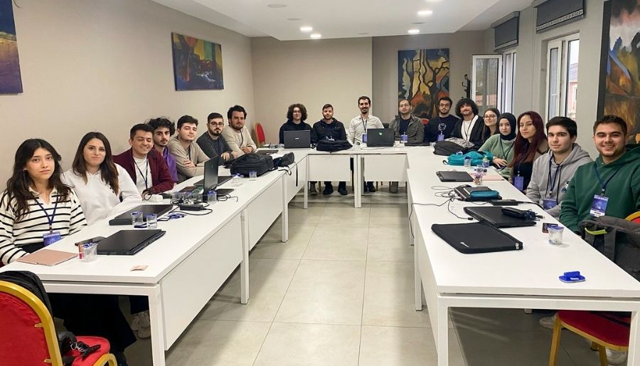 subu yapay zeka egitimi SUBÜ’de Yapay Zekâ Eğitim Kampı gerçekleştirdi