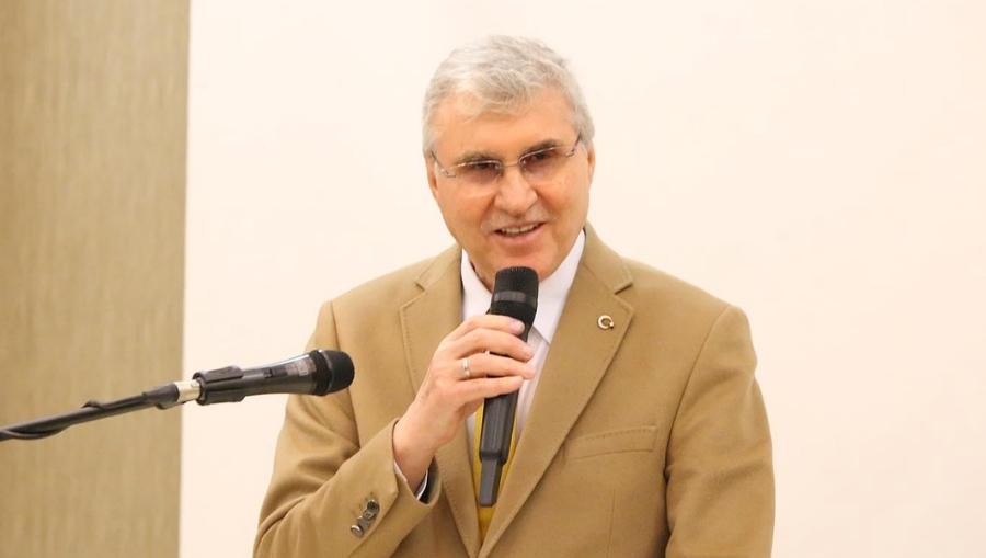 ekrem yuce mart 24 2024 Yüce müteahhitlerle iftarda buluştu