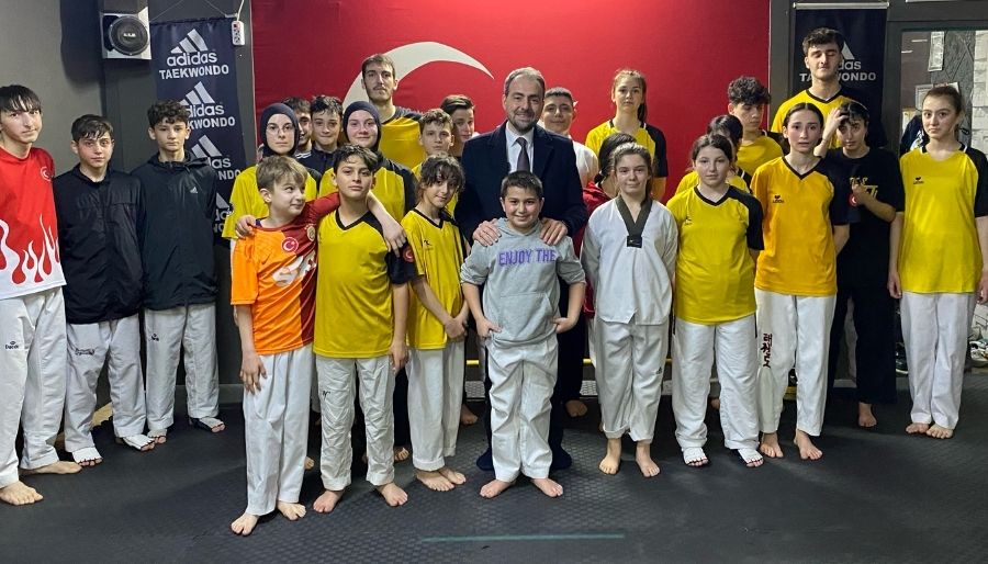 omer ayhan sakarya mart 4 Ömer Ayhan: Ulaşımı Tüm Öğrencilere Ücretsiz Yapacağız