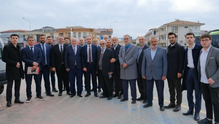 omer ayhan sorunun kendisi Ayhan: Sorunun kendisi olanlar, çözüm üretemezler