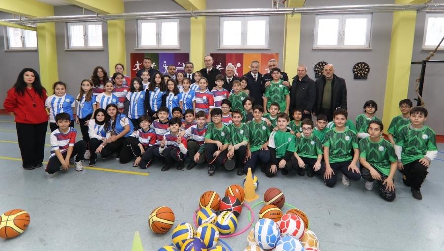 rahmi sengul 21 mart Erenler’de Okullara Tam Destek