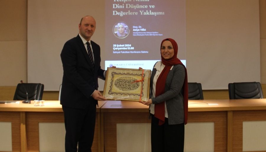 sau devrim sonrasi iran SAÜ'de 'Devrim Sonrası İran’da Yetişen Neslin Dini Düşünce ve Değerlere Yaklaşımı' konferansı yapıldı
