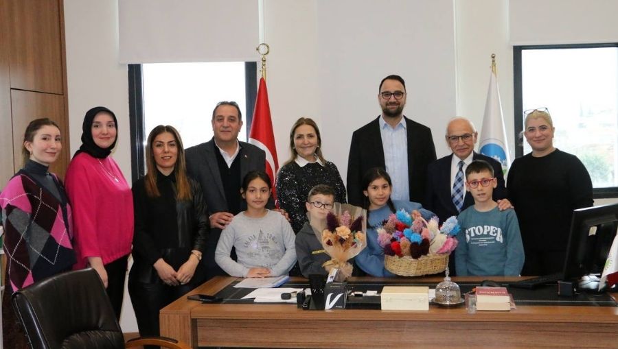 sgm becerikli eller Becerikli eller sınıfı öğrencileri SGM’li kadınların yüzünde tebessüm oldu