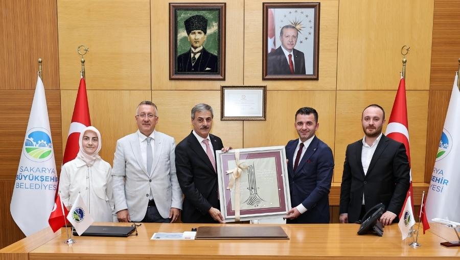 alemdar adapazari ak parti 'Eser ve hizmetlerle Sakarya yüzyılını başlatacağız'