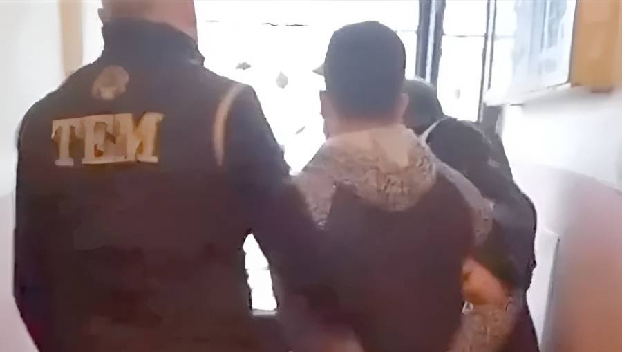 deas operasyonu 7 ilde DEAŞ'a yönelik yapılan operasyonlarda 23 şüpheli yakalandı