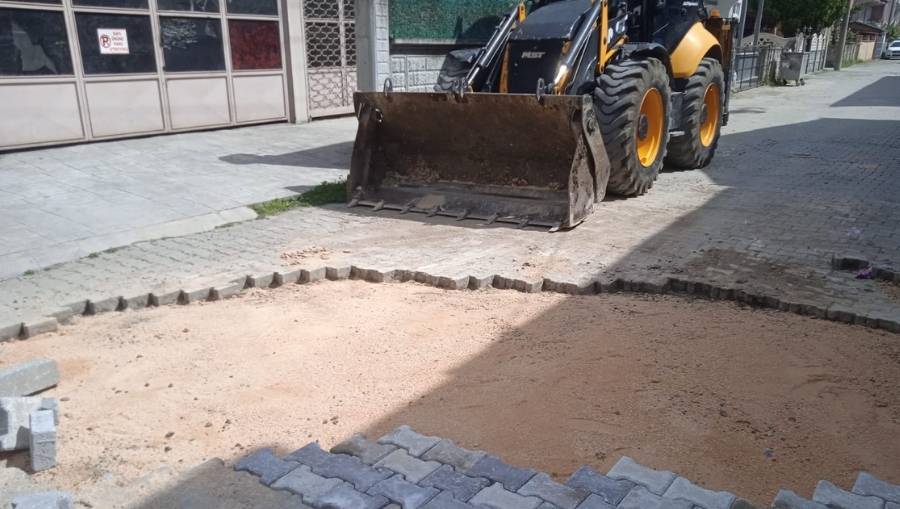 erenler altyapi nisan Erenler’de Fen İşleri Ekipleri Sahada