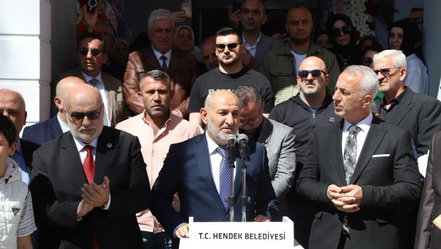 hendek irfan puskullu İrfan Püsküllü, Babaoğlu’ndan görevi teslim aldı