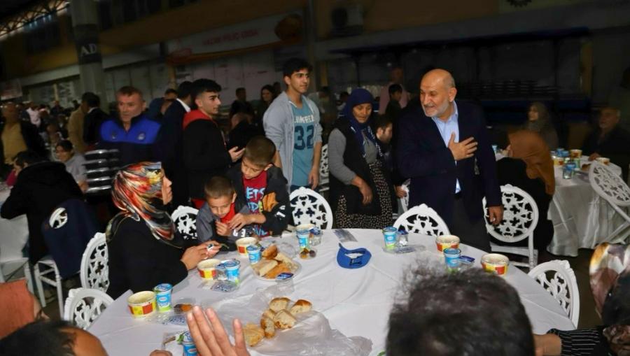 hendek kardeslik iftari Binlerce Hendekli Kardeşlik İftarında Buluştu