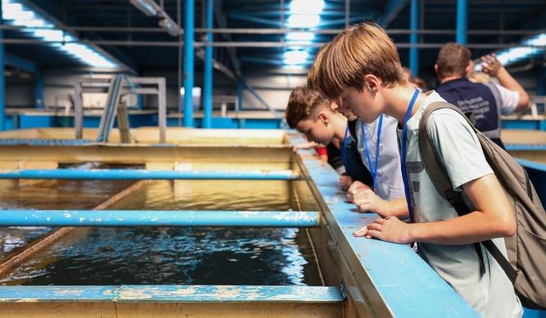 sakarya hizirilyas su artima tesisi yabanci ogrenci Yabancı Öğretmen ve Öğrenciler Su Arıtma Süreçlerine Tanıklık Etti