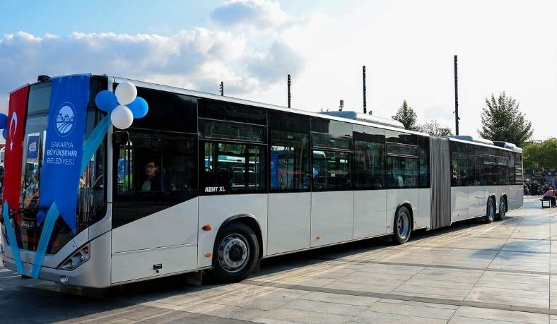 sakarya 5 yeni metrobus Sakarya’nın Yeni Yatırımlarına Meclis Onayı: Ulaşıma 5 Yeni Metrobüs Geliyor