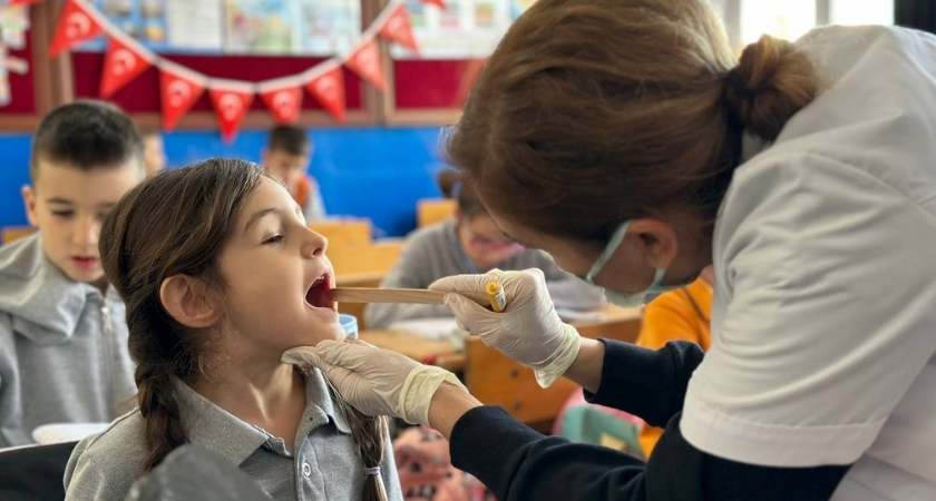 sakarya minik ogrenciler agiz dis sagligi Minik Öğrencilere Yönelik Ağız Ve Diş Sağlığı Taramaları Devam Ediyor