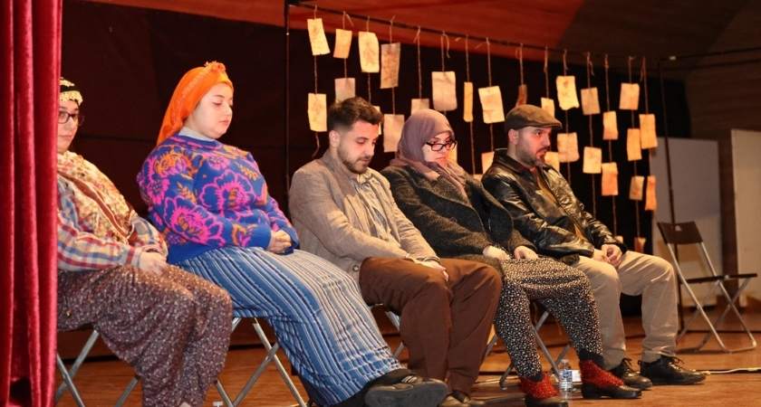 katil kim tiyatrosu serdivan Serdivan’da Sanatseverler “Katil Kim?” Tiyatro Oyunu ile Buluştu