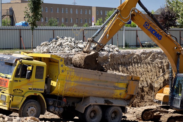arifiye genclik merkezi yuzme havuz projesi 14 Arifiye Gençlik Merkezi ve Yüzme Havuzu projesinde çalışmalar başladı