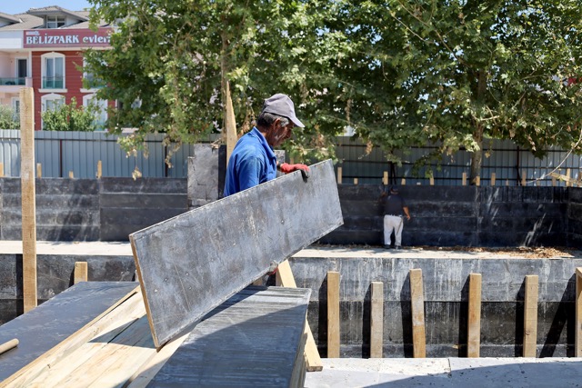 arifiye genclik merkezi yuzme havuz projesi 5 Arifiye Gençlik Merkezi ve Yüzme Havuzu projesinde çalışmalar başladı