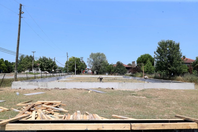 futbol basketbol voleybol sahasi yenileme calismasi 9 Futbol, basketbol ve voleybol sahalarında çalışmalar başladı: İlk proje Adapazarı Kurtbeyler’e