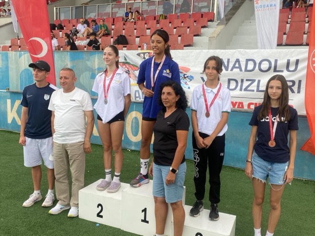 sakarya buyuksehir sporculari basari 4 Büyükşehir sporcuları başarılarına yenilerini ekledi