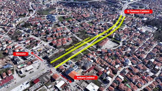 sakarya merkez aks baglicak calisma 5 1 Büyükşehir Sakarya’nın merkez aksını bağlayacak çalışma için ilk kazmayı vurdu