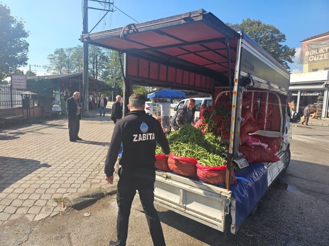 hendek belediyesi zabita ekipleri duzen huzur guvenlik icin sahada 7 Hendek Belediyesi zabıta ekipleri düzen, huzur ve güven için sahada
