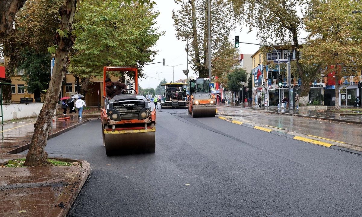 hendek bulvar yenileme Hendek’in kalbi Şehit Gaffar Okkan Bulvarı sil baştan yenileniyor