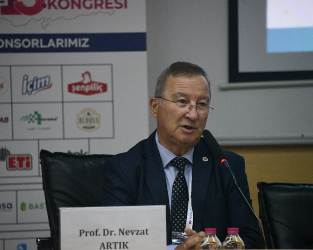 prof dr nevzat artik gida guvenligi Gıda güvenliği alarm veriyor, anne sütünde bile plastik var