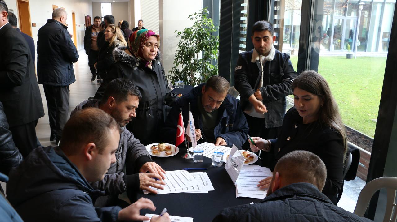 Sakarya'da düzenlenen istihdam gününde 120 engelli birey iş fırsatlarıyla buluştu