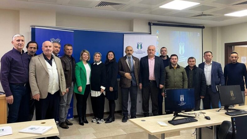 SUBÜ'de Sıfır Atık Belgeleri Birimlere Verildi ve Çevre Bilgi Sistemi Eğitimi Yapıldı