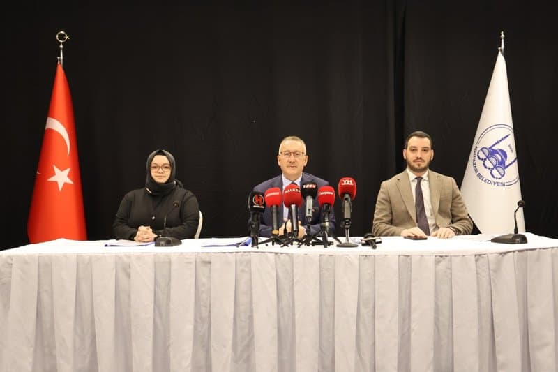 Adapazarı Belediyesi'nden Halit Molla Parkı ve Yeni Yatırımlar Hakkında Bilgilendirme