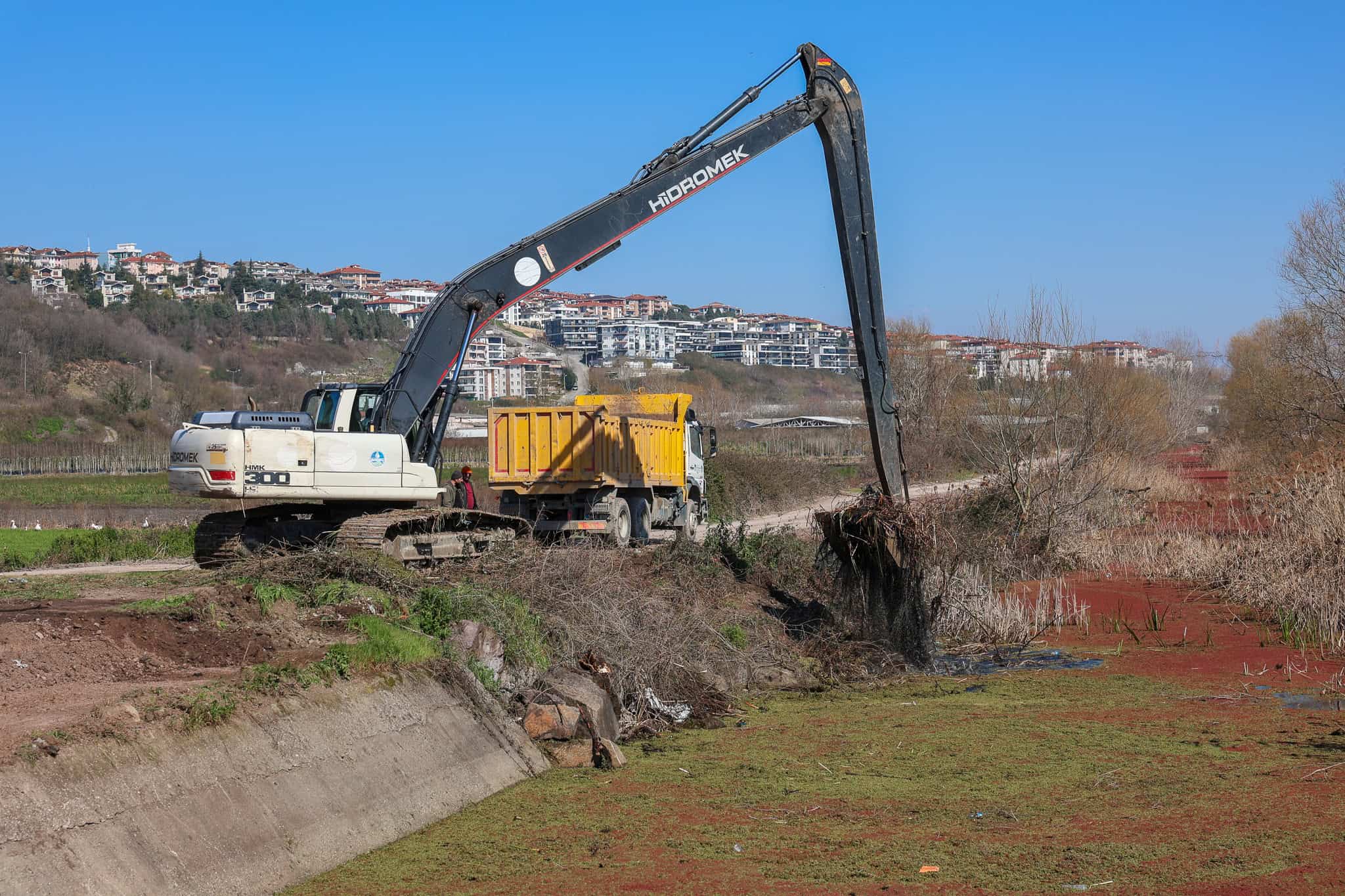 Çark Deresi'nin 5 Kilometrelik Güzergâhında Detaylı Temizlik ve Çevre Sağlığı Çalışması