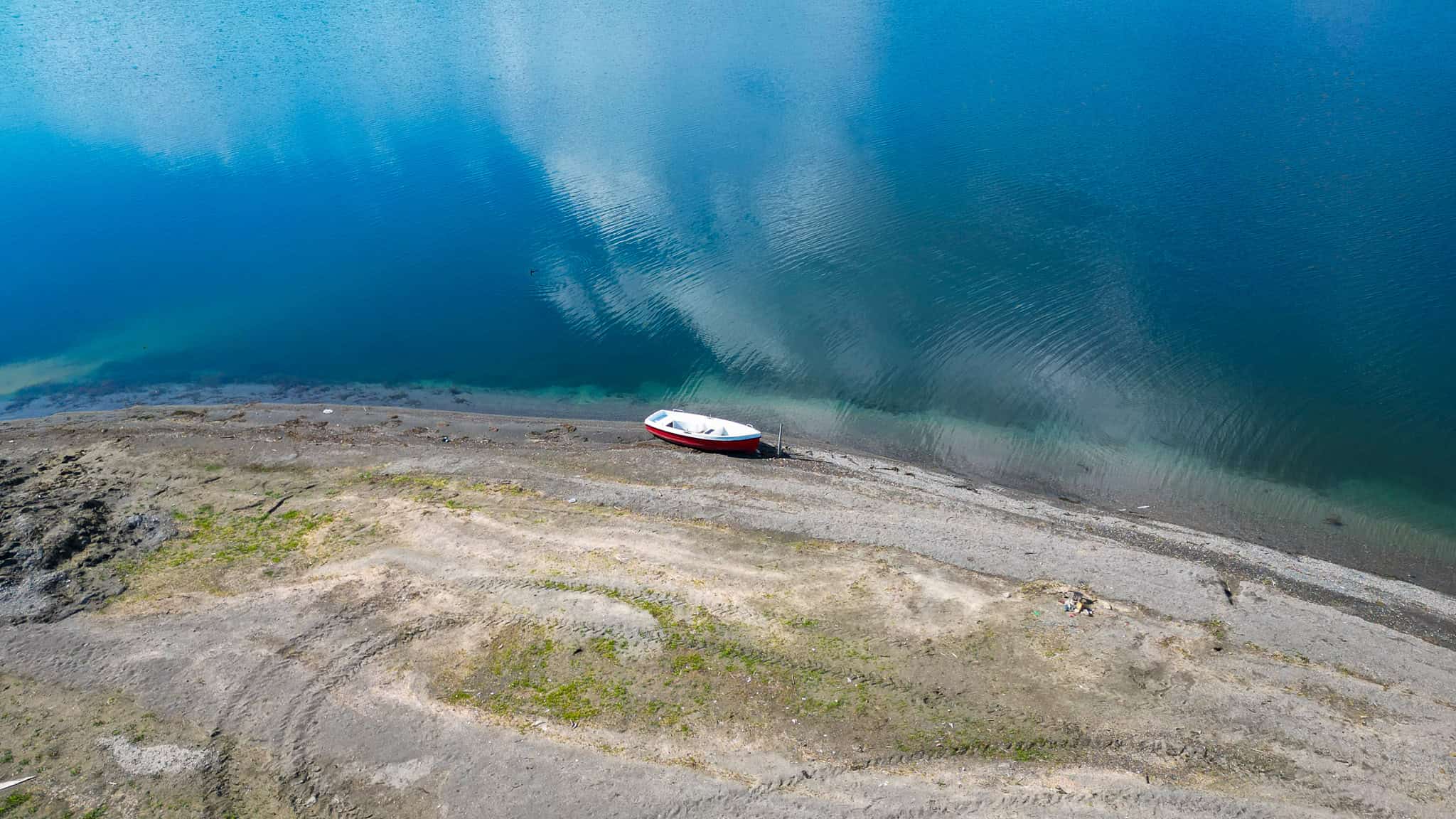 Sapanca Gölü'nde Yükselen Su Seviyesi Kuruyan Alanları Yeniden Canlandırıyor