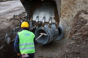 karakamis mahallesine 3 bin 500 metrelik yagmursuyu hatti kisa surede kazandirildi 38e77ac4 Karakamış Mahallesi’nde 3.500 Metrelik Yağmursuyu Hattı ile Altyapı Güçlendirildi