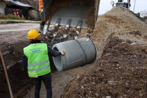 Karakamış Mahallesi’nde 3.500 Metrelik Yağmursuyu Hattı ile Altyapı Güçlendirildi