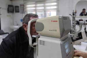 Büyükşehir, Yaşlılara Tıp Merkezi’nde Çiçeklerle Karşılayıp Sağlık Taraması Gerçekleştirdi
