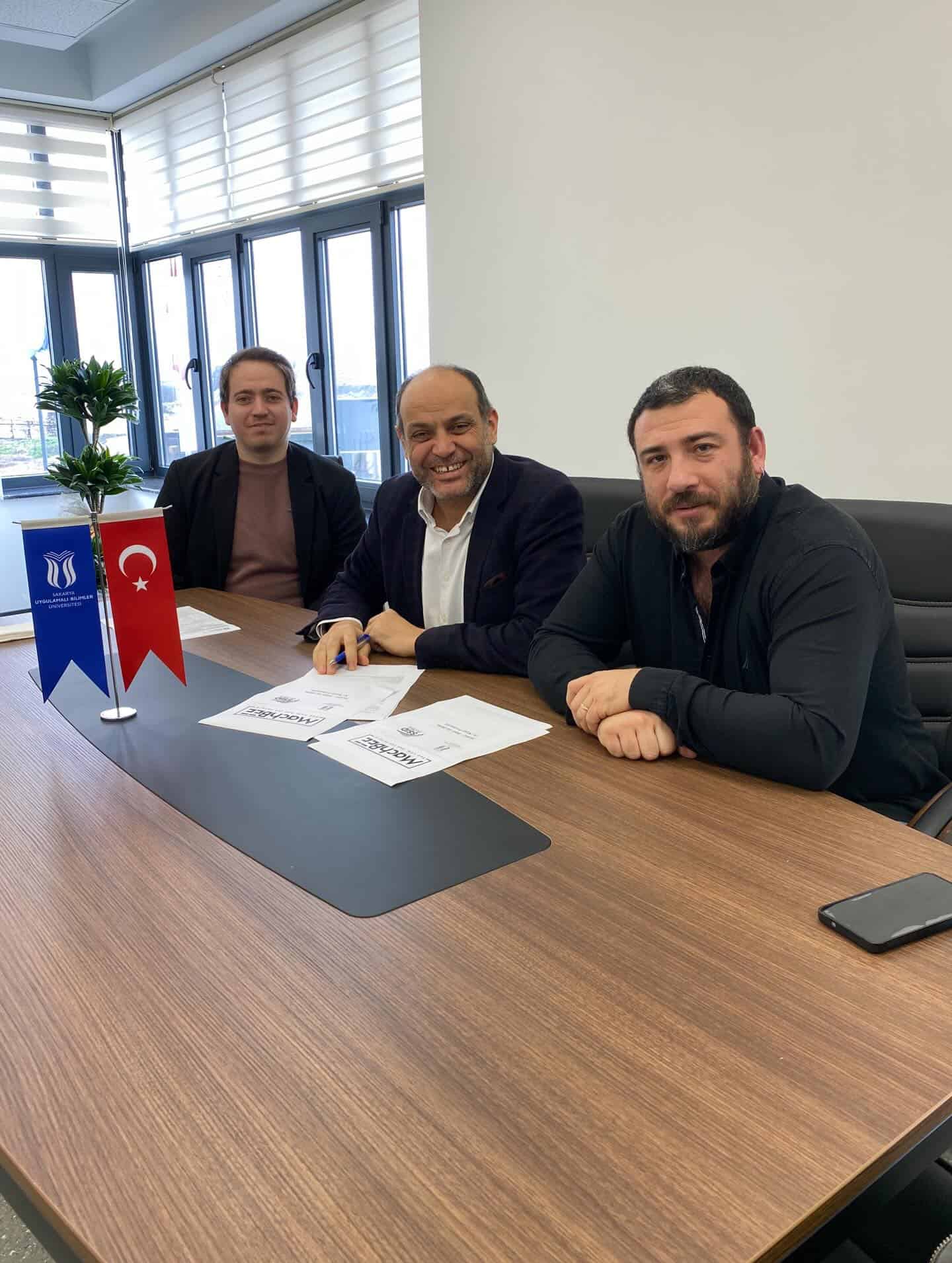 Meslek Yüksekokulu ve MachBEE Arasında Eğitimde Dijital Dönüşümü İçeren İş Birliği Protokolü