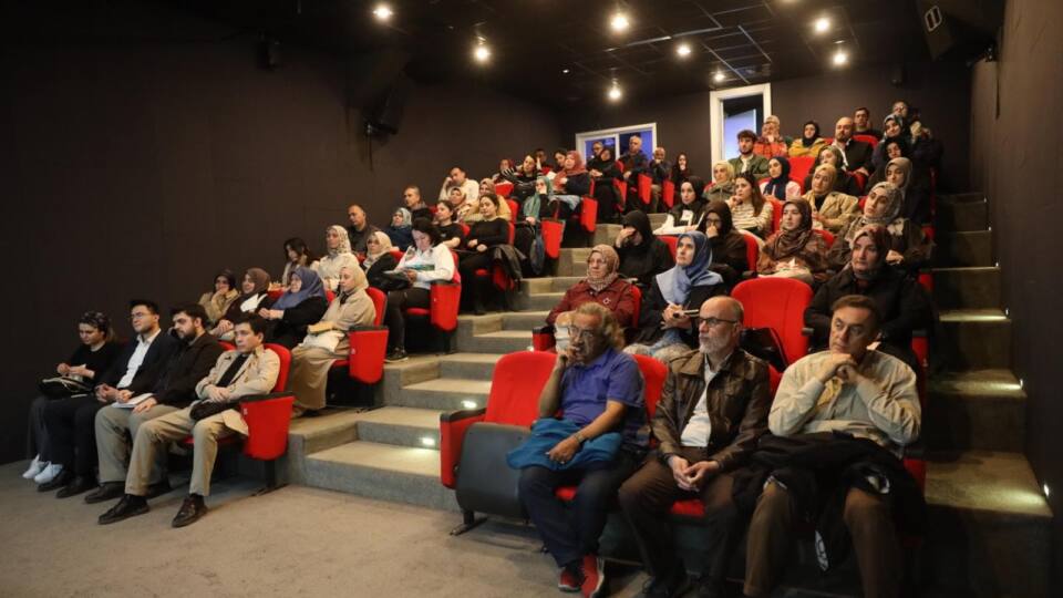 Büyükşehir Akademi’de Mesnevi Okumaları Dersiyle Yeni Eğitim Dönemi Başladı