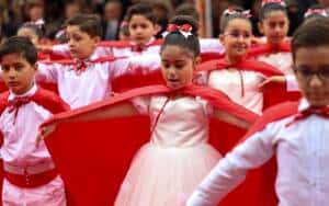 alemdar miniklerin 23 nisan coskusuna ortak oldu tum cocuklarimizin bayrami kutlu olsun 6f5e0c03 Başkan Yusuf Alemdar, Arifiye’deki 23 Nisan Kutlamalarına Katıldı