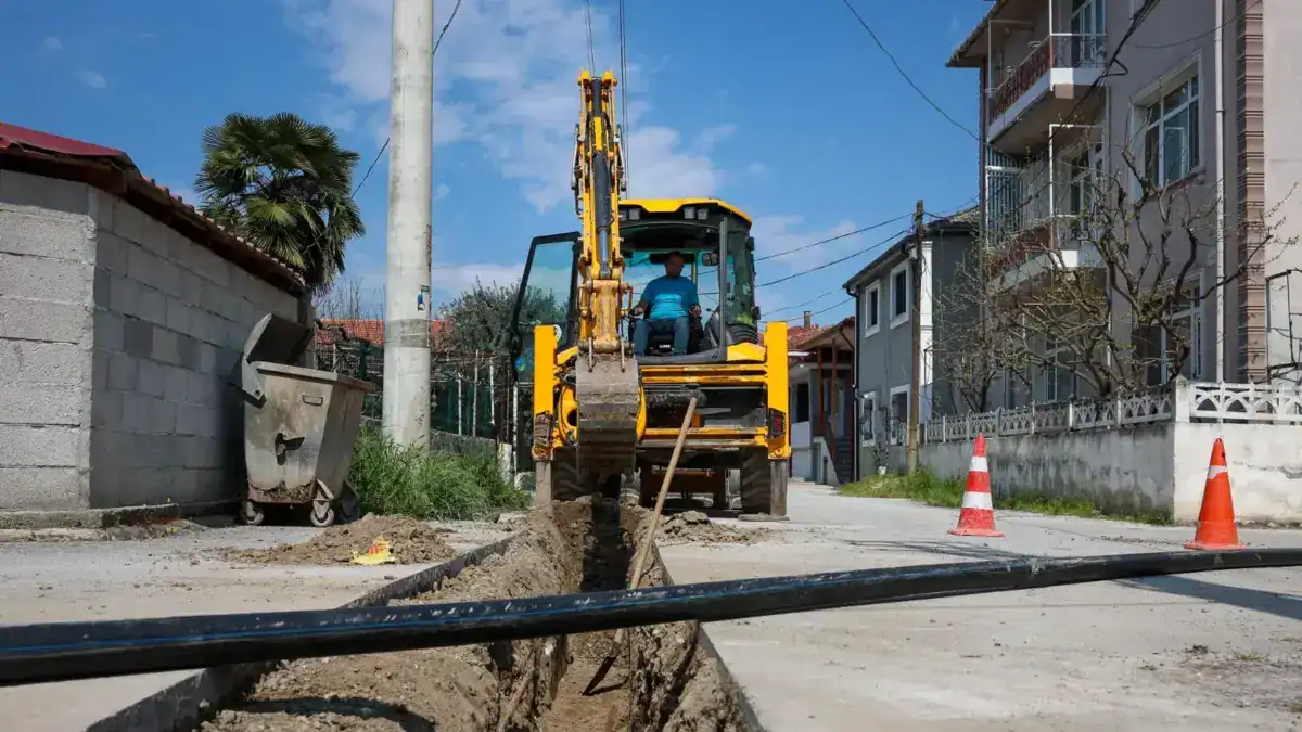 SASKİ, Geyve Alifuatpaşa’da 10 Sokakta İçme Suyu Hattını Yeniliyor