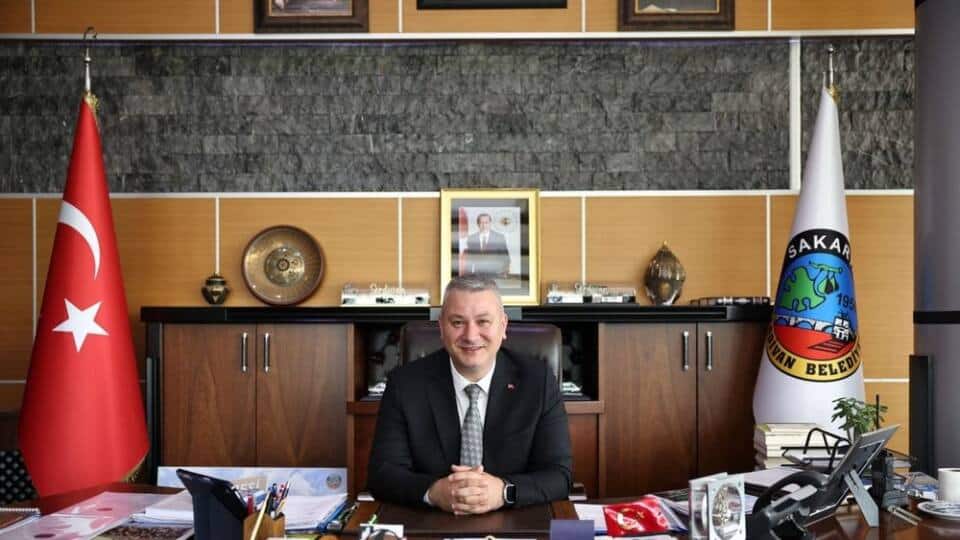 Başkan Osman Çelik: 23 Nisan, Geleceğimizin Teminatı Olan Çocuklarımıza Emanettir