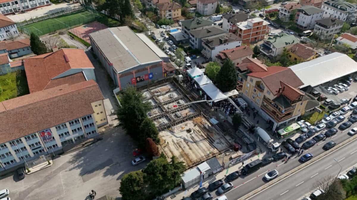 Sapanca’da 3 Katlı Yeni Spor Salonu Temeli Atıldı: İlçeye Modern Tesis Kazandırılıyor