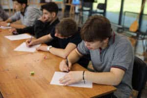 bisiklet vadisinde liselilere bilim ve sanat dolu etkinlik d6fe8736 1 Sakarya'da Liseliler Bisiklet Vadisi'nde Bilim, Sanat ve Spor Atölyelerinde Buluştu