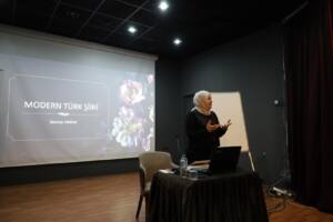 Büyükşehir Akademi’de İlk Hafta Dersleri İbnü’l-Arabi ve Şiir Atölyesiyle Gerçekleşti