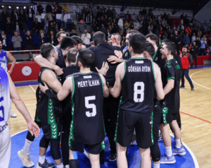 buyuksehir basketbol 1 lige yukseldi 9cbf9b39 1 Sakarya Büyükşehir Basketbol Takımı 1. Lig Yolculuğunu 3-0'lık Seriyle Tamamladı