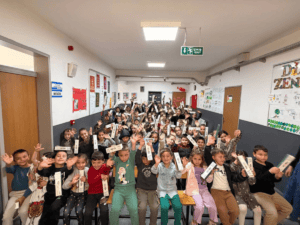 Sakarya Büyükşehir'den Okullarda Çocuklara Yönelik 'Bir Hikâye Bin Neşe' Programı