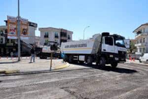 Sakarya Büyükşehir Belediyesi'nden Yoğun Güzergahlarda Asfalt Sezonu Öncesi Yol İyileştirmesi